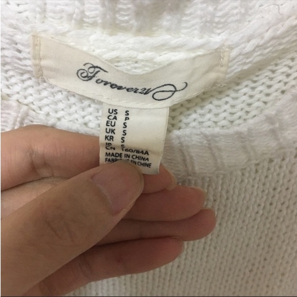 Sweater - Picture 4 of 4